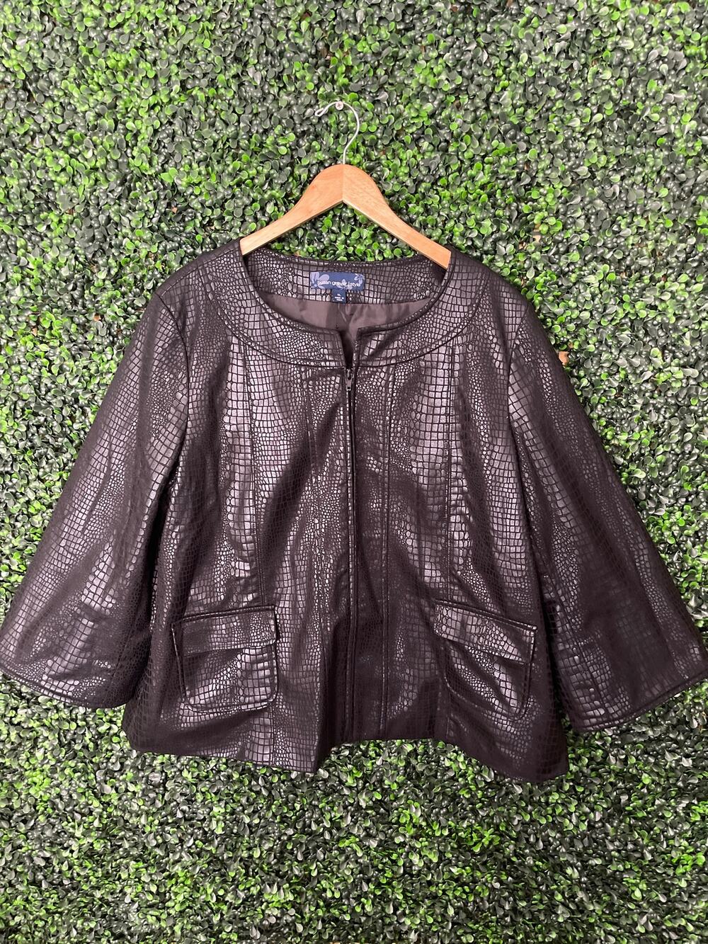Susan Graver Style Short Jacket Blazer Women’s size XL